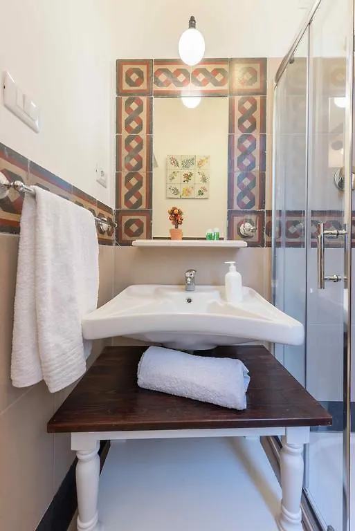 Bed and Breakfast Palazzo Benso Palermo Bed & Breakfast