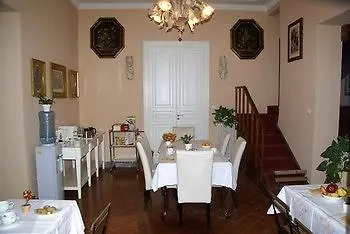 Palazzo Benso Bed and Breakfast Palermo Italië