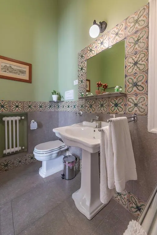 Palazzo Benso Bed & Breakfast Palermo 3*,