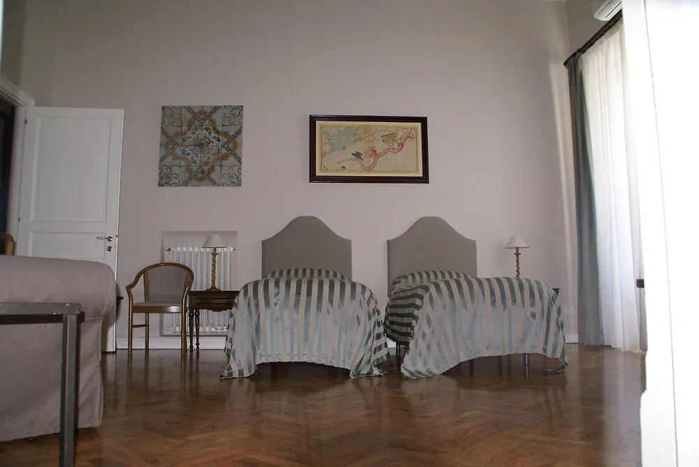 Palazzo Benso Bed & Breakfast Palermo 3*,