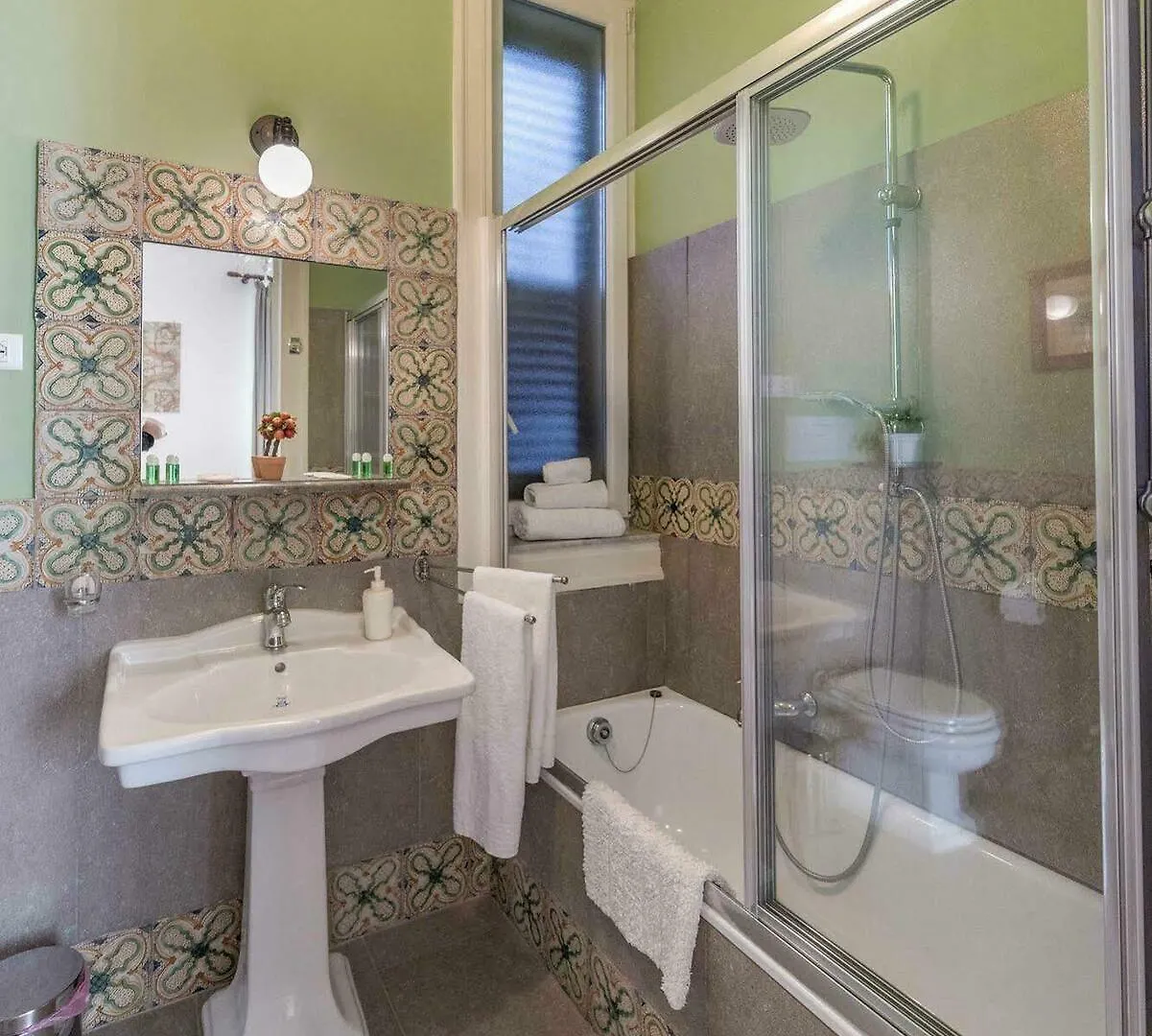 Palazzo Benso Bed & Breakfast Palermo 3*,